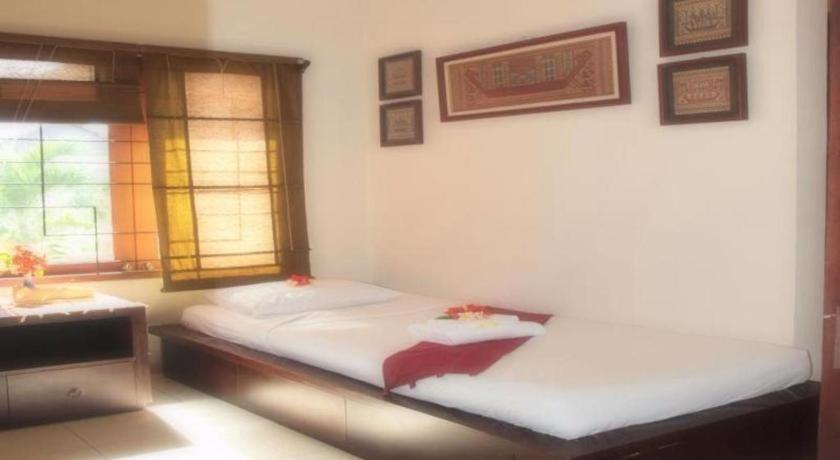 Al-Isha Dharamshala Hotel Kuta Lombok Kültér fotó