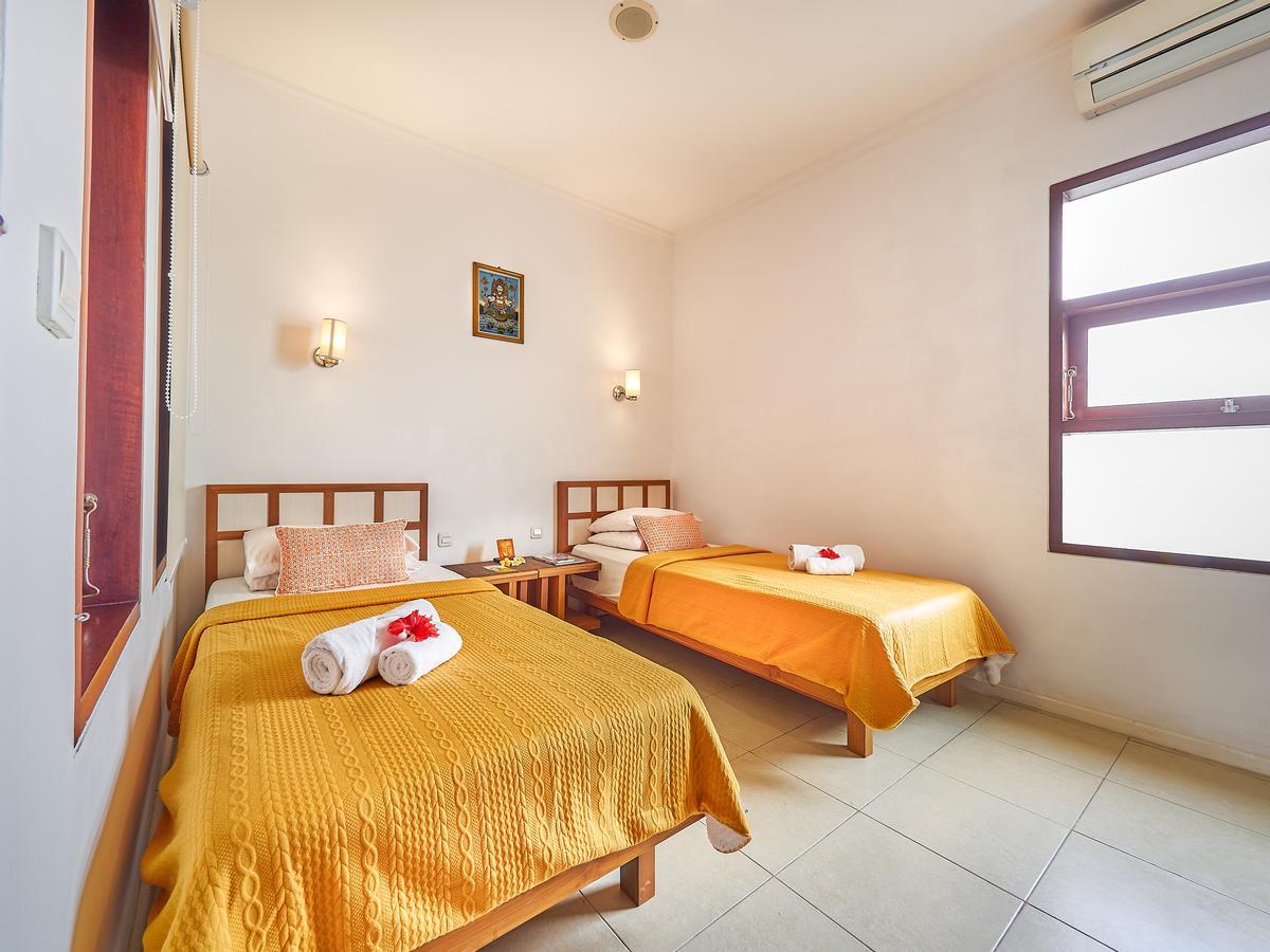 Al-Isha Dharamshala Hotel Kuta Lombok Kültér fotó