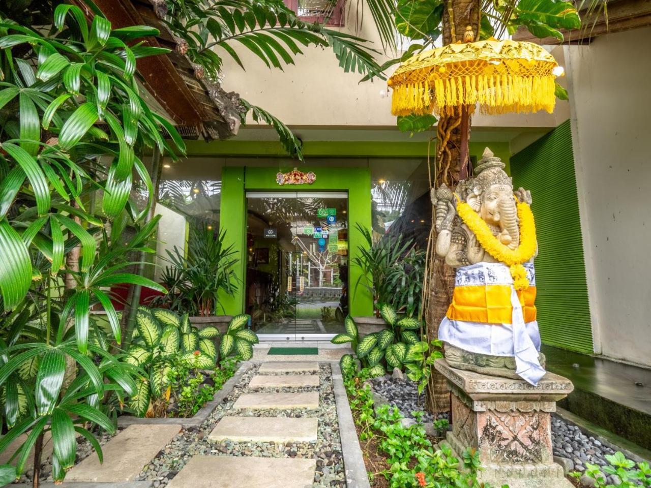 Al-Isha Dharamshala Hotel Kuta Lombok Kültér fotó