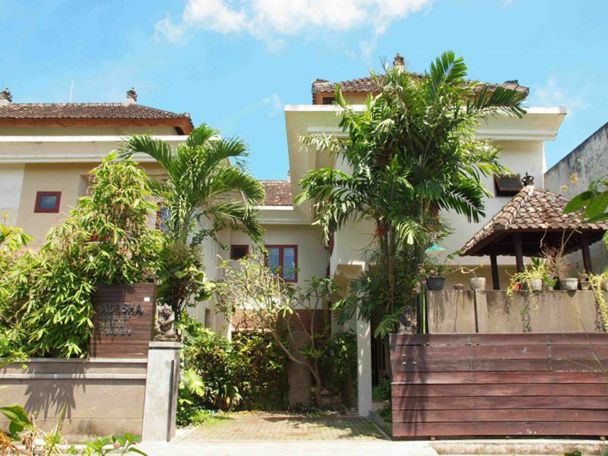 Al-Isha Dharamshala Hotel Kuta Lombok Kültér fotó